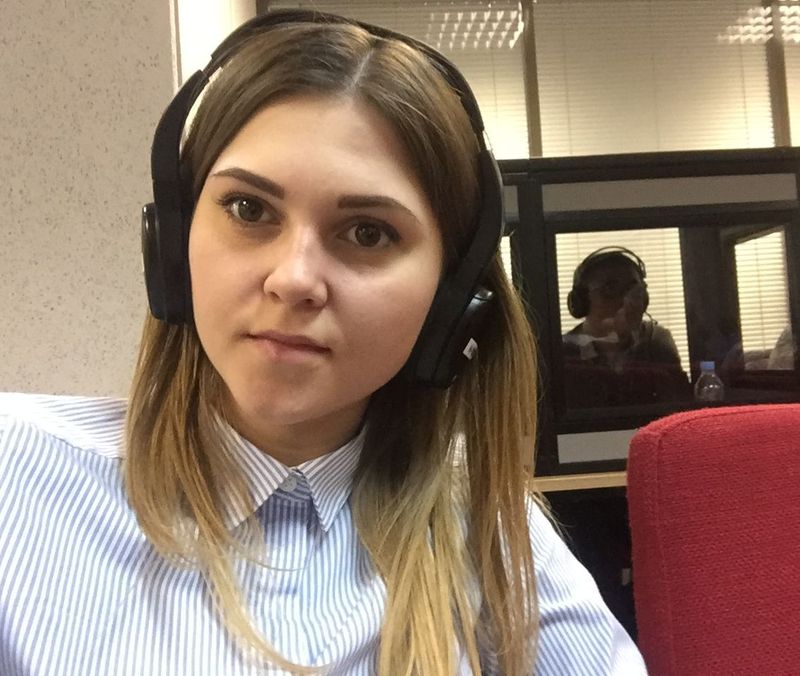 Представитель бюро переводов Статус Ко Виктория Серая